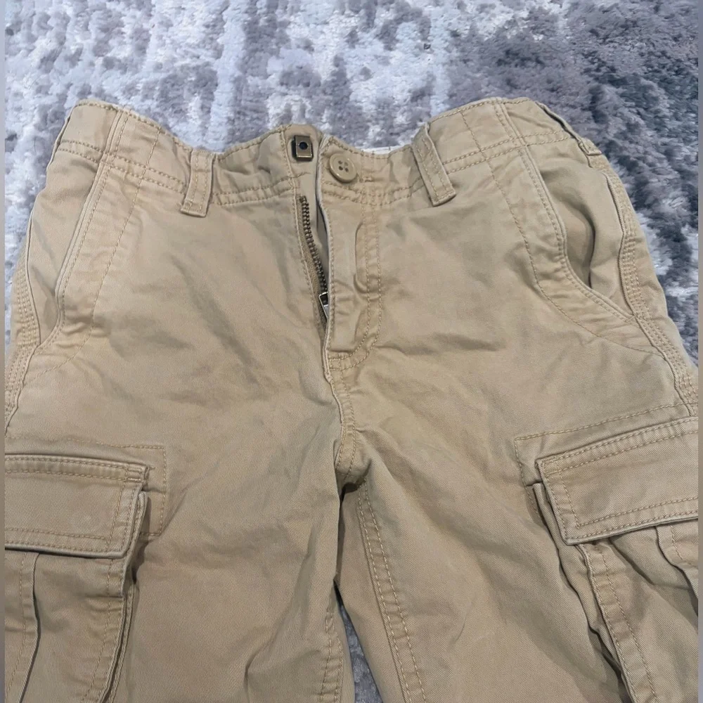 Boys Gap tan cargo shorts Size 8 years Good Condition #cargo #kids